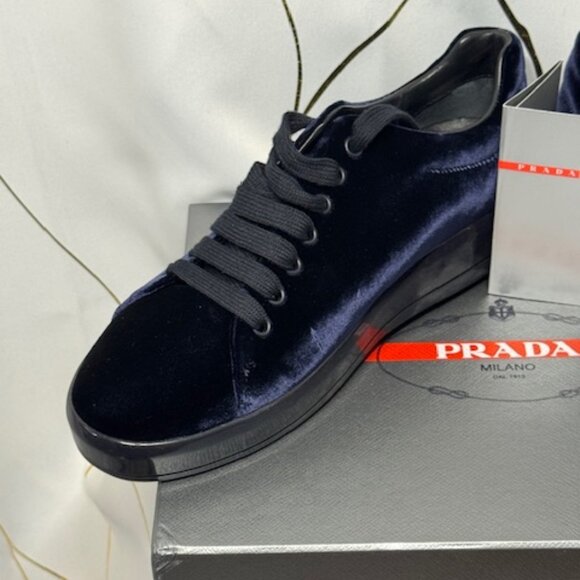 Prada Calzature Donna “Downtown” Trainers – Bleu Velvet – Size 40.5 - Picture 2 of 5
